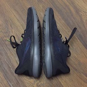 Nike holographic fitsole workout running shoes